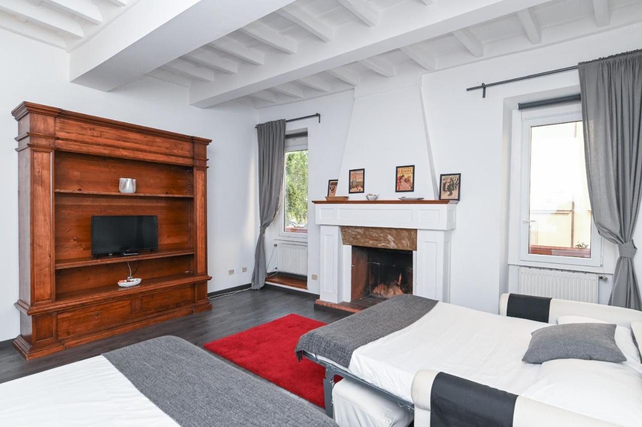 Gorgeous Trastevere Loft On The River Roma Ngoại thất bức ảnh