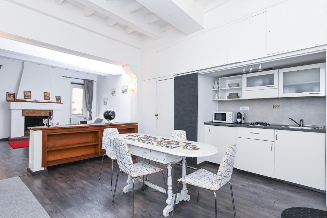 Gorgeous Trastevere Loft On The River Roma Ngoại thất bức ảnh