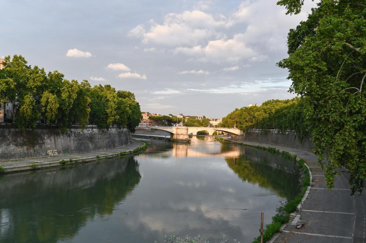 Gorgeous Trastevere Loft On The River Roma Ngoại thất bức ảnh